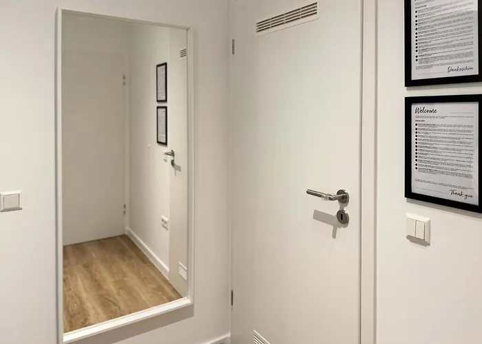 Schoene Im Zentrum Mit Self Check-in Und Free Wifi Apartamento Essen