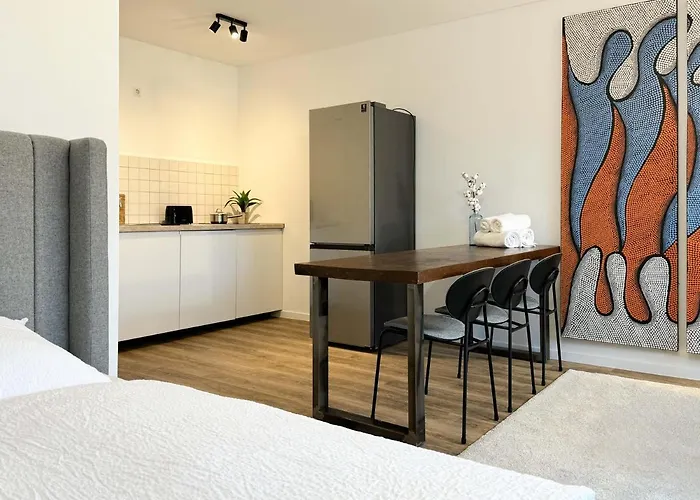 Schoene Im Zentrum Mit Self Check-in Und Free Wifi