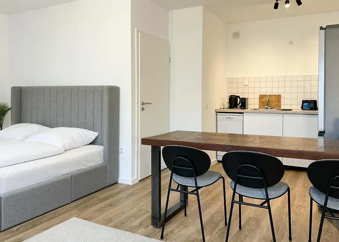 Schoene Im Zentrum Mit Self Check-in Und Free Wifi Apartamento *