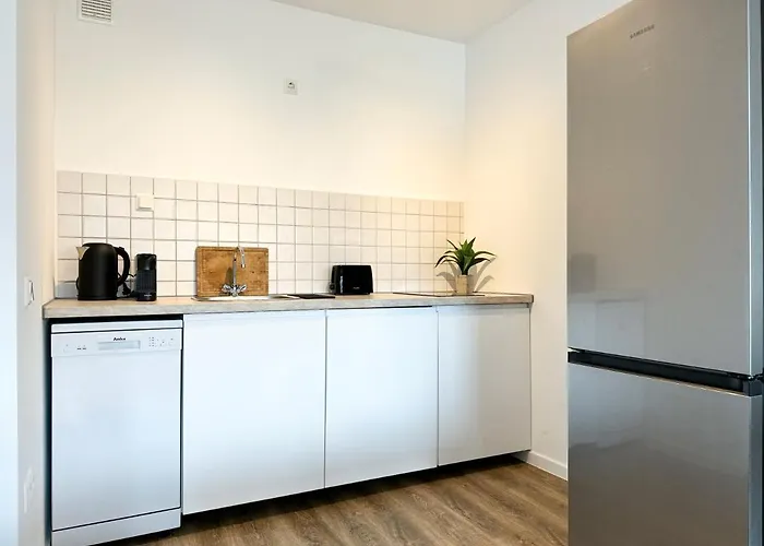 Schoene Im Zentrum Mit Self Check-in Und Free Wifi Apartamento *